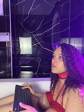 ivonne diaz1 online show from 19, 4, 2026