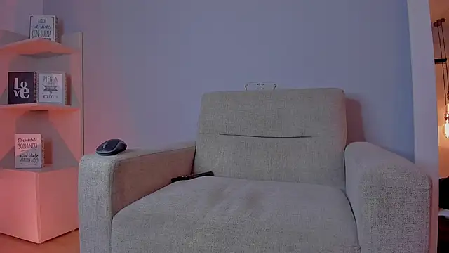 KylliamLevis online show from 9, 6, 2026