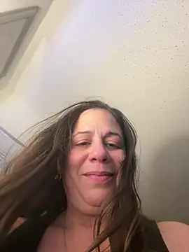 PrettyKittyMia online show from 5, 5, 2026