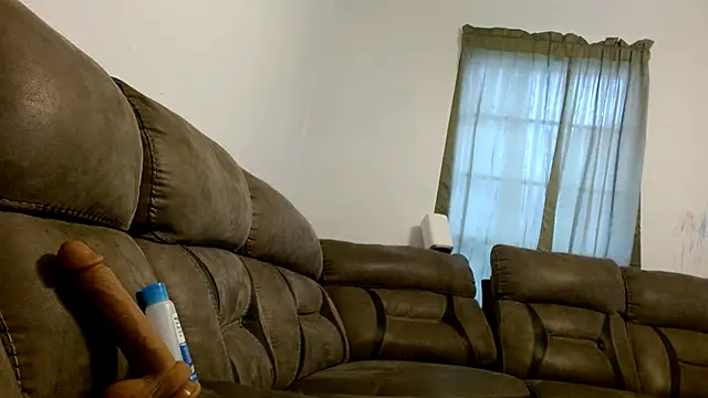 Snapshot of carlithefreak chatting on 13, 1, 2025 carlithefreak online show from 13, 1, 2025