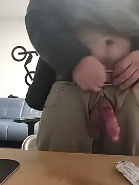 Snapshot of Thompsen1992 chatting on 24, 9, 2025 Thompsen1992 online show from 24, 9, 2025