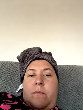 Liza Will online show from 2, 11, 2025