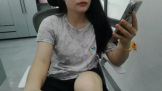 Snapshot of Emachiii chatting on 14, 5, 2026 Emachiii online show from 14, 5, 2026