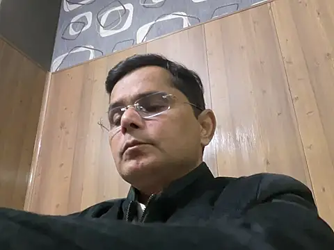 ultimatebooboo online show from 13, 1, 2026