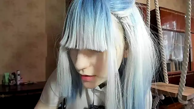 kioshi kiss online show from 10, 11, 2025