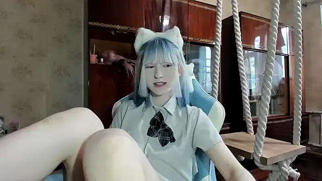 kioshi kiss online show from 4, 12, 2025