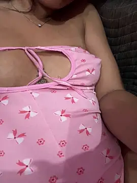 ninfetinha20 online show from 14, 6, 2026