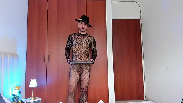 Dark beauty2 online show from 11, 10, 2025