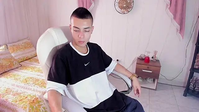 Dereck Boy8 online show from 29, 10, 2025