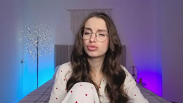 Real cutie1 online show from 4, 3, 2026