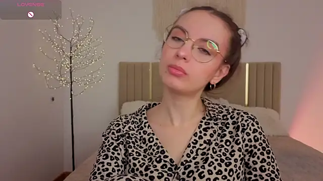 Real cutie1 online show from 19, 5, 2026