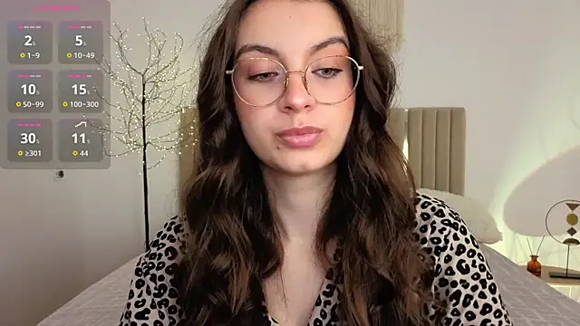 Real cutie1 online show from 17, 6, 2026