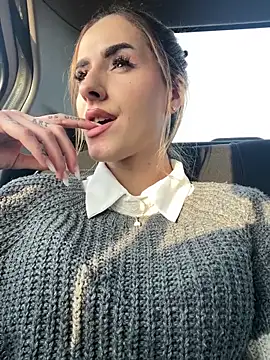 Snapshot of AriaAdda chatting on 17, 3, 2026 AriaAdda online show from 17, 3, 2026