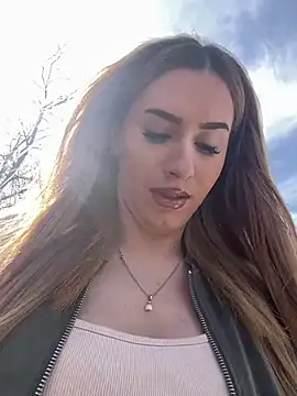 Snapshot of AriaAdda chatting on 15, 4, 2026 AriaAdda online show from 15, 4, 2026