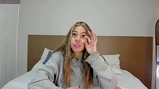 Rachell criss online show from 13, 5, 2026