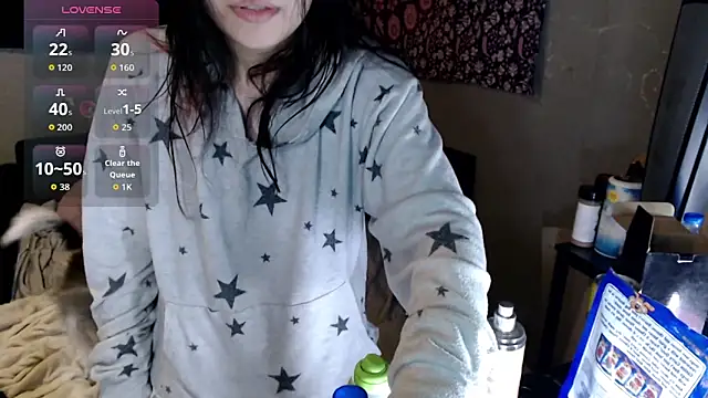 London Ray online show from 5, 12, 2025