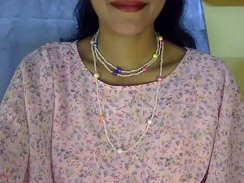 Snapshot of zara_Khan0 chatting on 11, 9, 2025 zara Khan0 online show from 11, 9, 2025