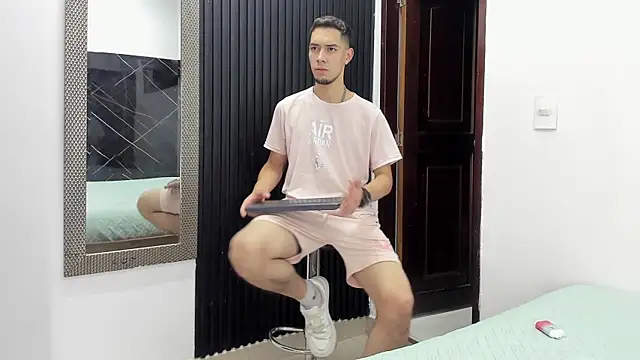  Axel 09 online show from 23, 4, 2026