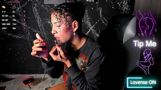 Snapshot of kileyyHot chatting on 27, 10, 2025 kileyyHot online show from 27, 10, 2025