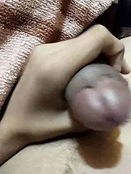 Snapshot of saneer69tew chatting on 8, 9, 2025 saneer69tew online show from 8, 9, 2025