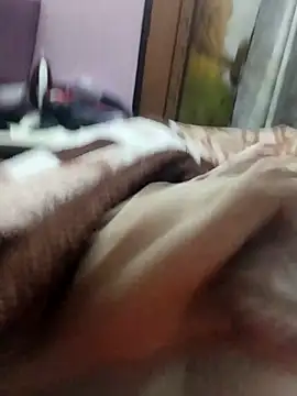 Snapshot of saneer69tew chatting on 30, 10, 2025 saneer69tew online show from 30, 10, 2025