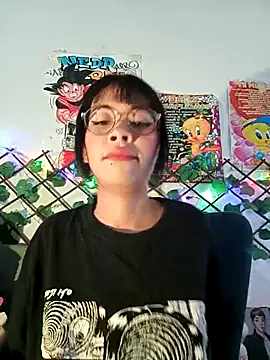 Snapshot of dolliette24 chatting on 30, 4, 2026 dolliette24 online show from 30, 4, 2026