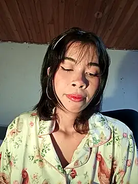 Snapshot of dolliette24 chatting on 28, 6, 2026 dolliette24 online show from 28, 6, 2026