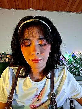 Snapshot of dolliette24 chatting on 16, 7, 2026 dolliette24 online show from 16, 7, 2026
