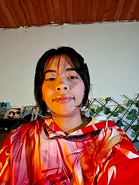 Snapshot of dolliette24 chatting on 22, 7, 2026 dolliette24 online show from 22, 7, 2026