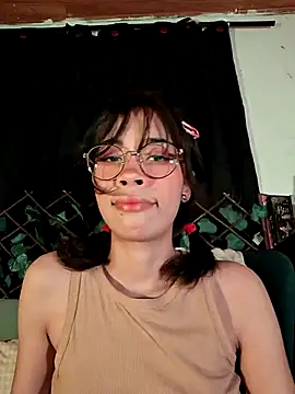 Snapshot of dolliette24 chatting on 2, 8, 2026 dolliette24 online show from 2, 8, 2026