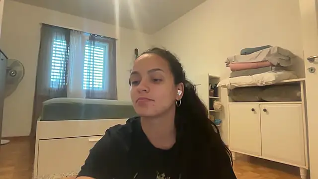 Maia Park online show from 10, 5, 2026