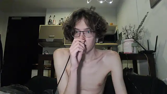 Snapshot of LovesomeCookie chatting on 19, 9, 2025 LovesomeCookie online show from 19, 9, 2025