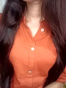 Snapshot of Queen_Pooja7 chatting on 15, 9, 2025 Queen Pooja7 online show from 15, 9, 2025