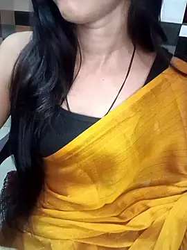 Snapshot of Queen_Pooja7 chatting on 19, 10, 2025 Queen Pooja7 online show from 19, 10, 2025