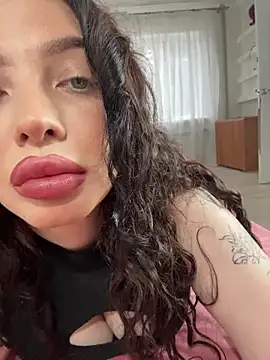 Hannah xBaby online show from 24, 11, 2025