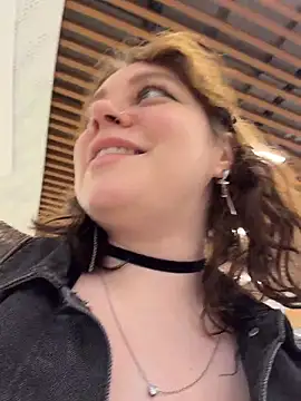 lucy-joy online show from 14, 5, 2026