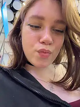 lucy-joy online show from 19, 6, 2026