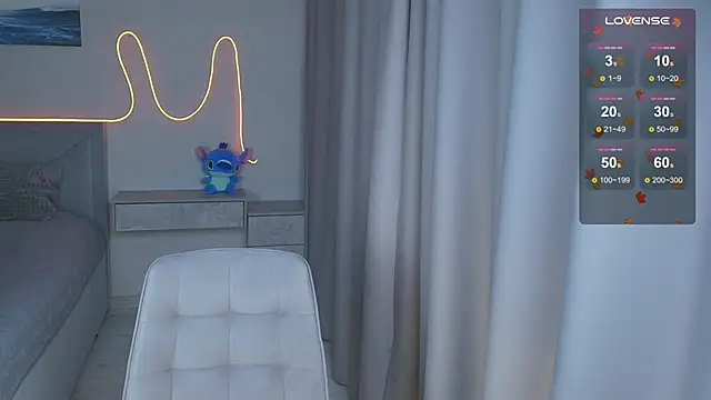 FoxyMira online show from 14, 11, 2025