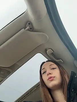 DollyTall online show from 13, 3, 2026