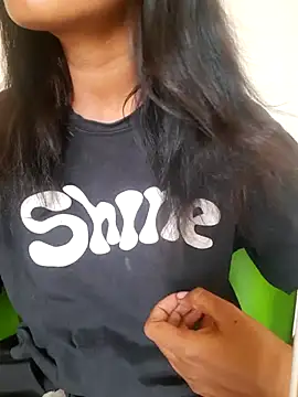 Snapshot of AnkitaDevi chatting on 21, 6, 2026 AnkitaDevi online show from 21, 6, 2026