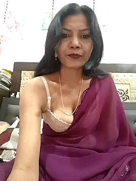 Yourhotsweetgirl online show from 19, 11, 2025