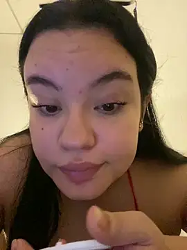 Emily Taylor2 online show from 11, 9, 2025