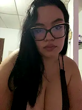 Emily Taylor2 online show from 24, 9, 2025