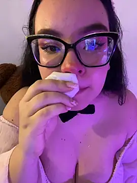 Emily Taylor2 online show from 1, 11, 2025