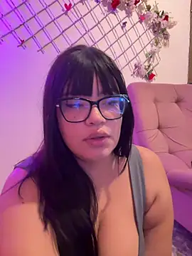 Emily Taylor2 online show from 16, 6, 2026