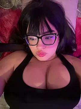 Emily Taylor2 online show from 21, 6, 2026
