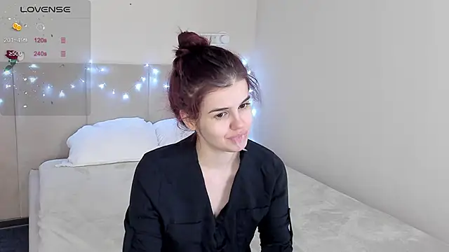 Snapshot of Infinity_Ti chatting on 16, 3, 2026 Infinity Ti online show from 16, 3, 2026