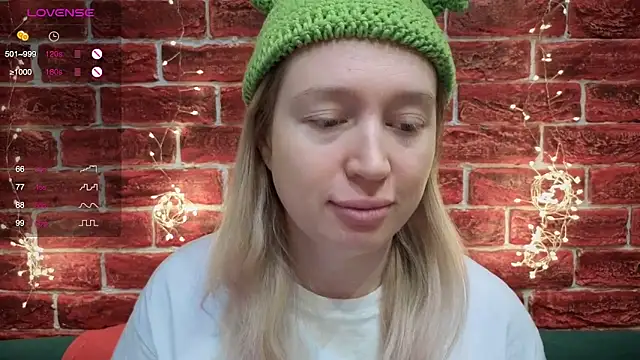 Snapshot of CitrusBlissss chatting on 16, 1, 2026 CitrusBlissss online show from 16, 1, 2026