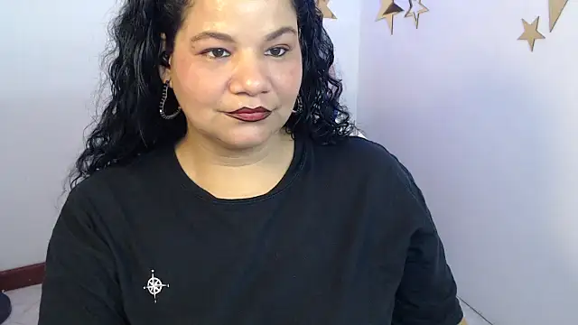 Snapshot of May_fk chatting on 1, 11, 2025 May fk online show from 1, 11, 2025