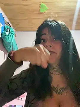 kiittyselenita online show from 29, 4, 2026